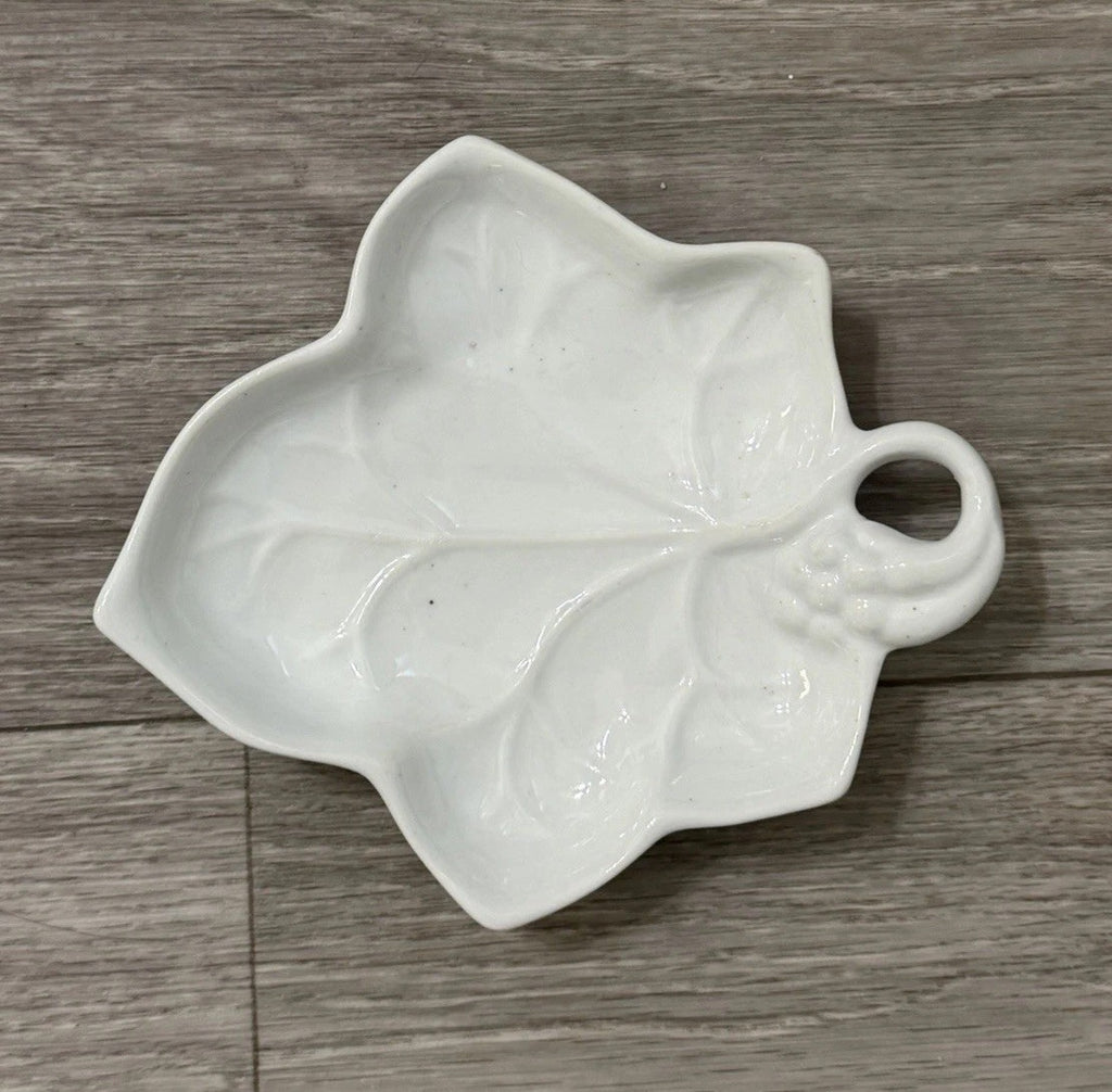 Vintage 1987 Lillian Vernon 67 Grape Leaf shape Trinket Plate White Porcelain