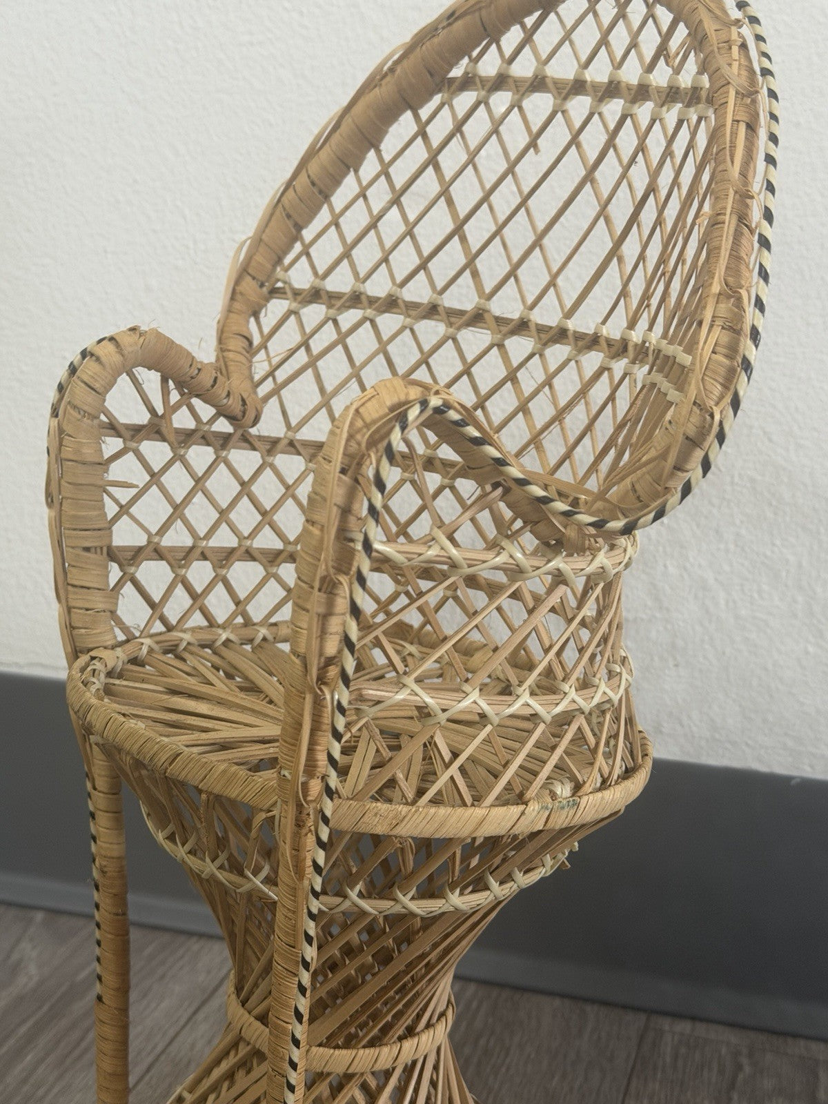 Peacock Chair Doll Chair/Plant Stand Boho Décor Wicker Rattan 16.5” Tall DAMAGED
