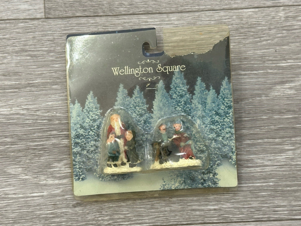VTG Wellington Square 2004 Collectible Christmas Village Figurines New Old Stock