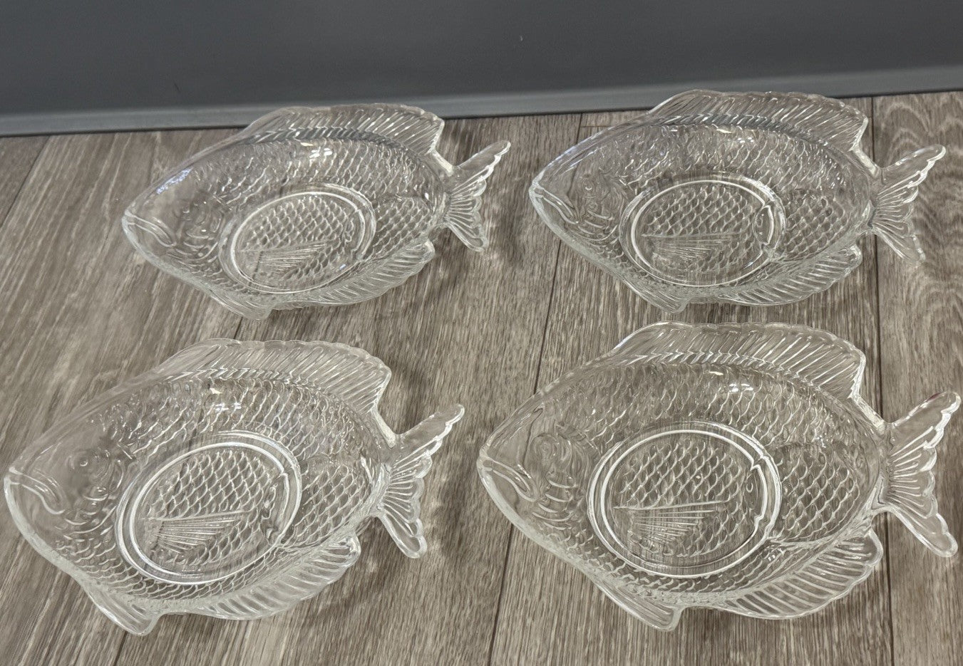 4 Glass Fish Shaped Appetizer Plates
