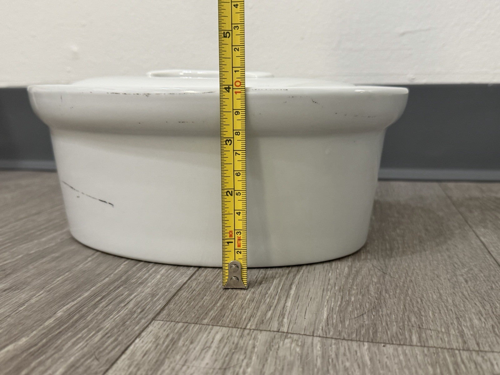 APILCO FRANCE Porcelaine a Feu White Oval Covered Casserole Dish