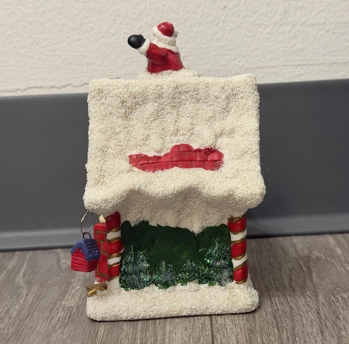 K's Collection "Christmas Winter House" Polyresin Multicolored Ornament 6" X 4"