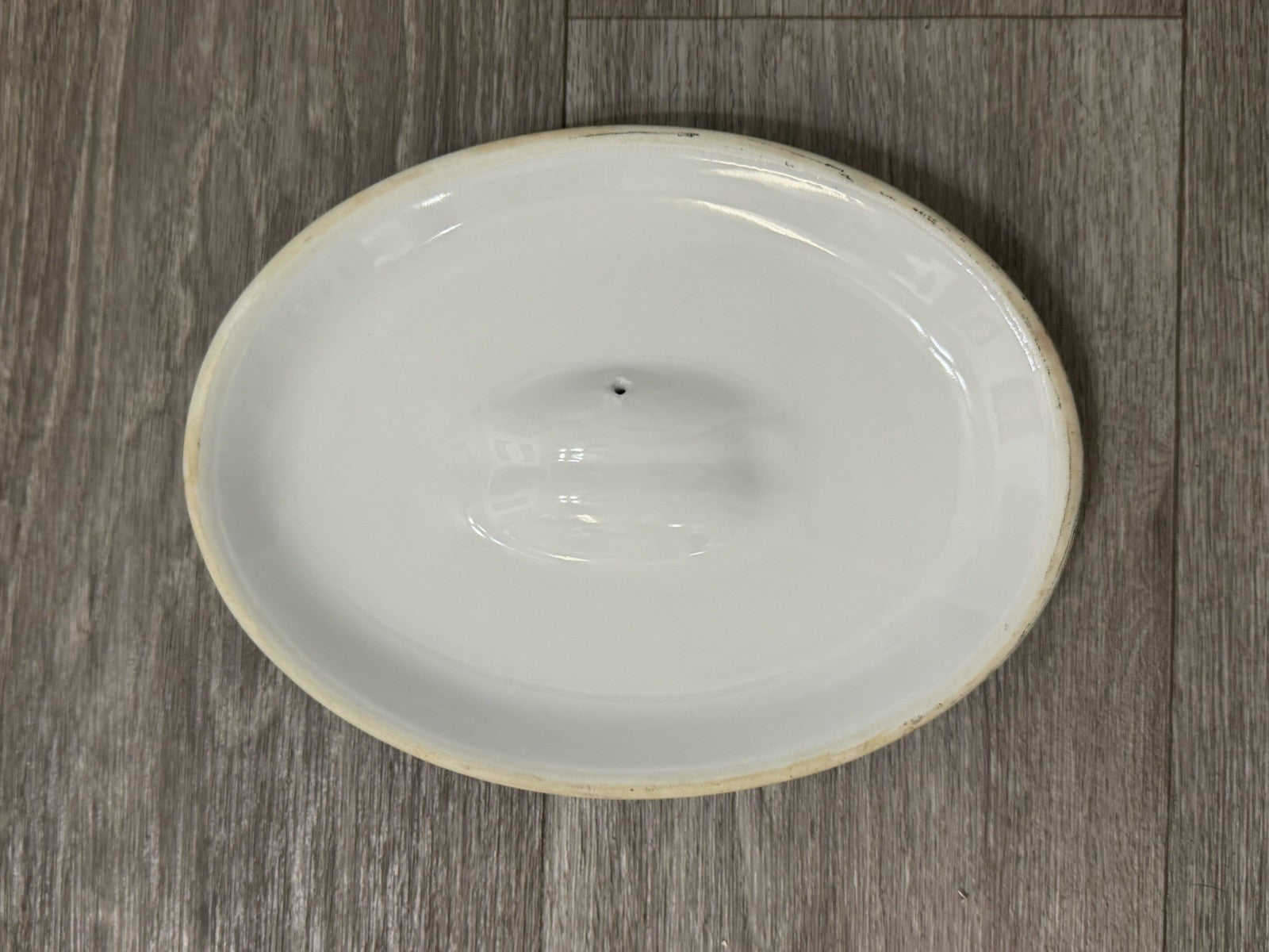 APILCO FRANCE Porcelaine a Feu White Oval Covered Casserole Dish