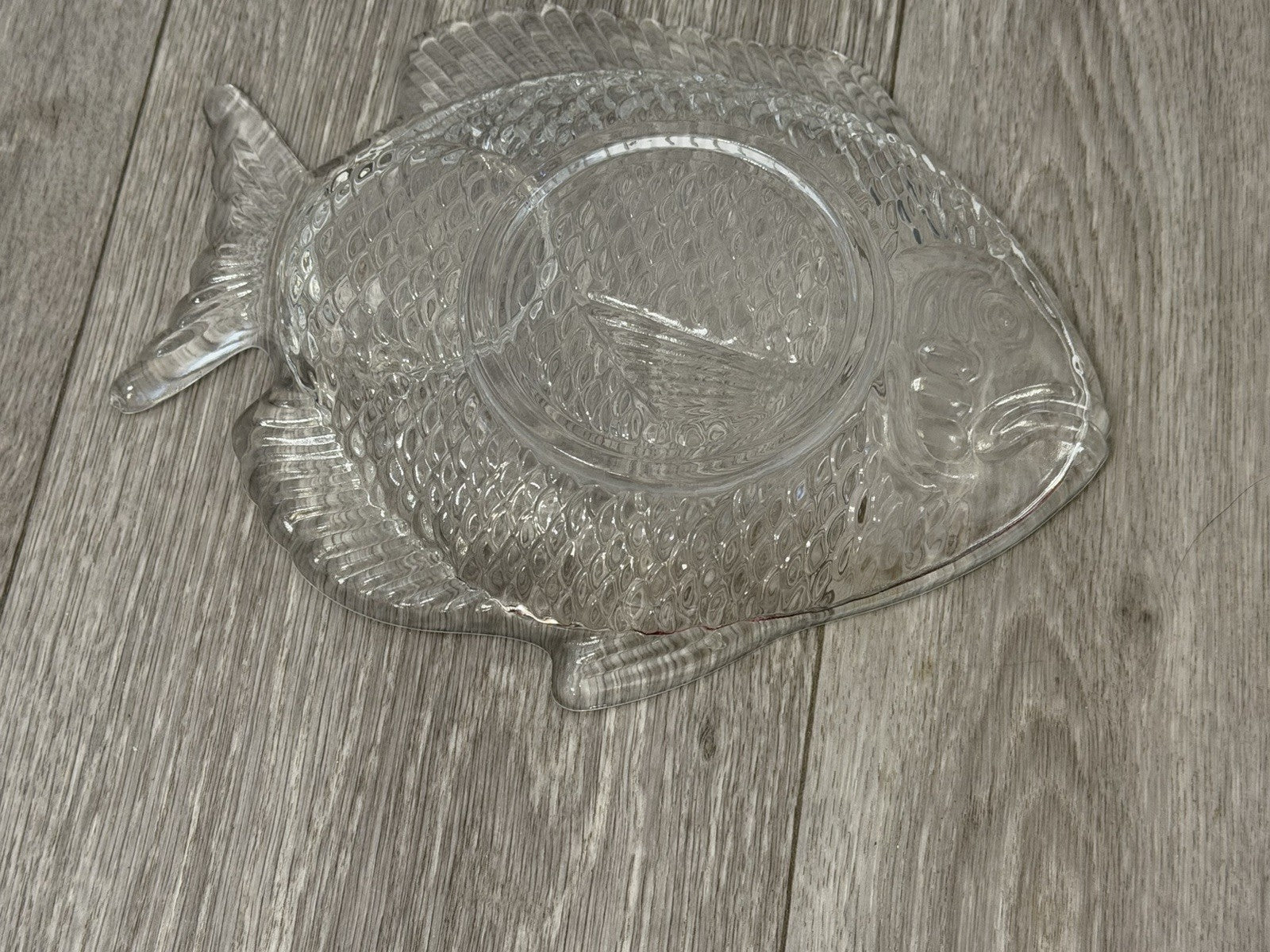 4 Glass Fish Shaped Appetizer Plates
