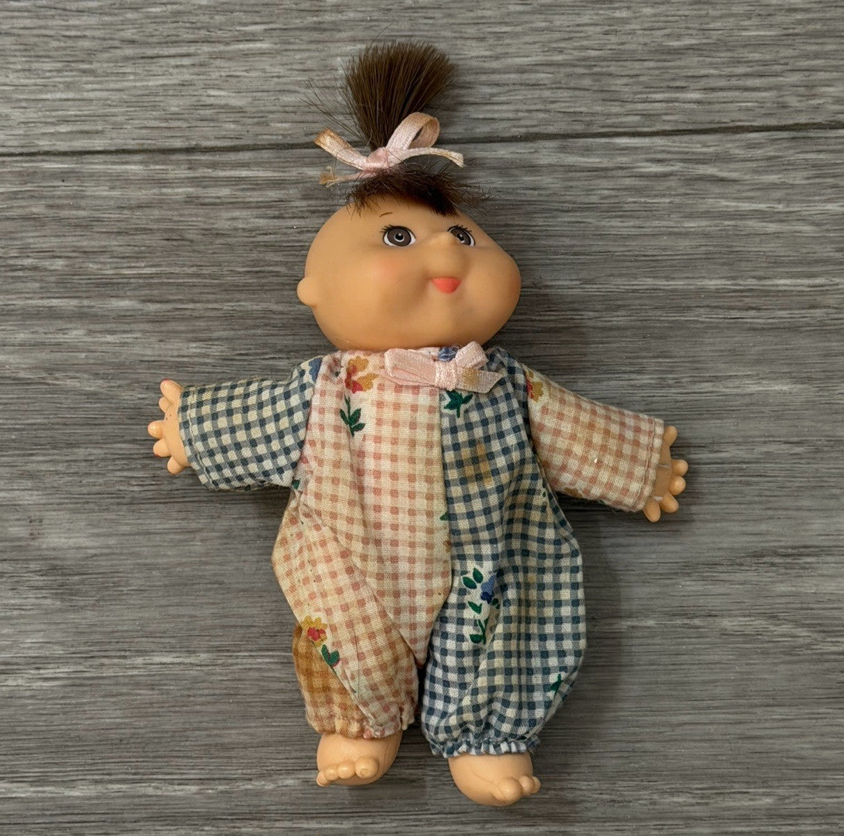 Cabbage Patch 1995 Vintage Mini Figure Doll Brown Hair Plaid Jumper Needs TLC