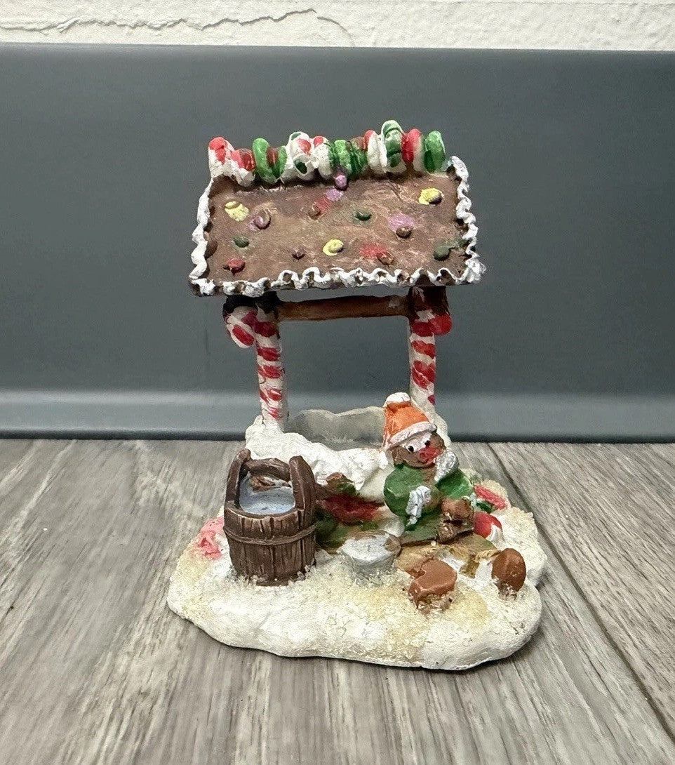 Vintage 2005 Gingerfrost Lane Christmas Village Accessories Wishing Well 3 Inch
