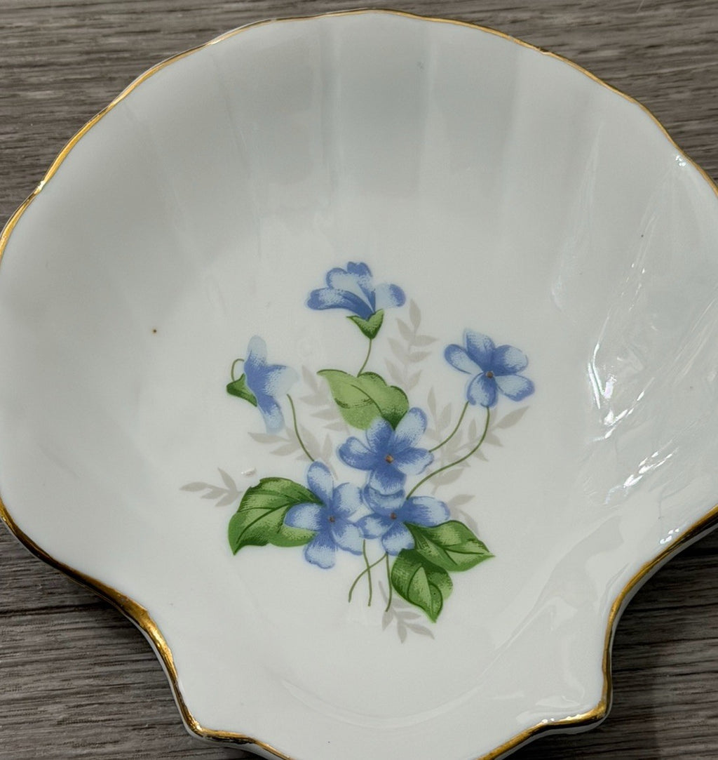 Vintage Apex Sea Clam Shell Gold Rim Blue Flowers Ceramic Trinket Dish