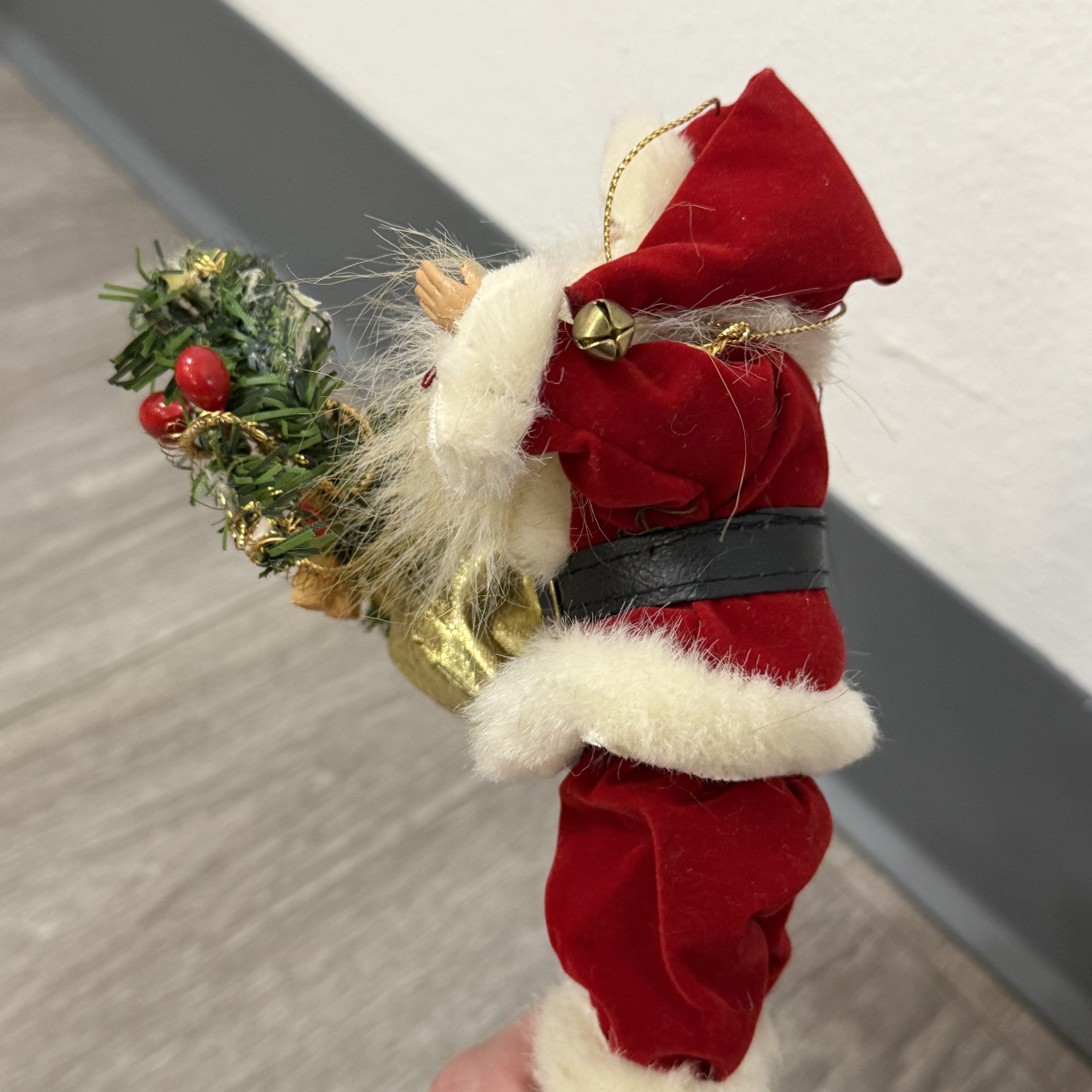 Vintage Santa Ornament with Wreath