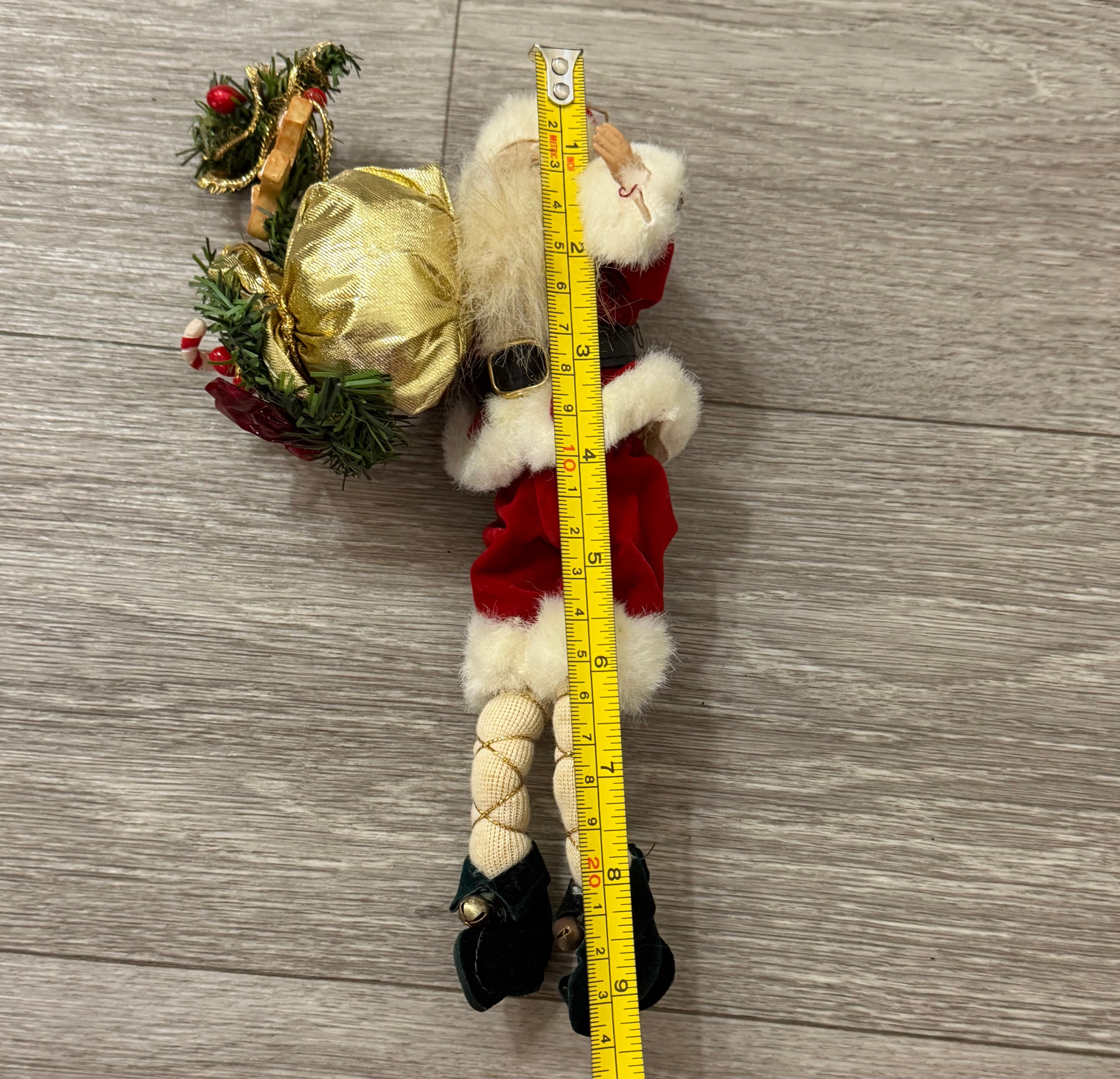 Vintage Santa Ornament with Wreath