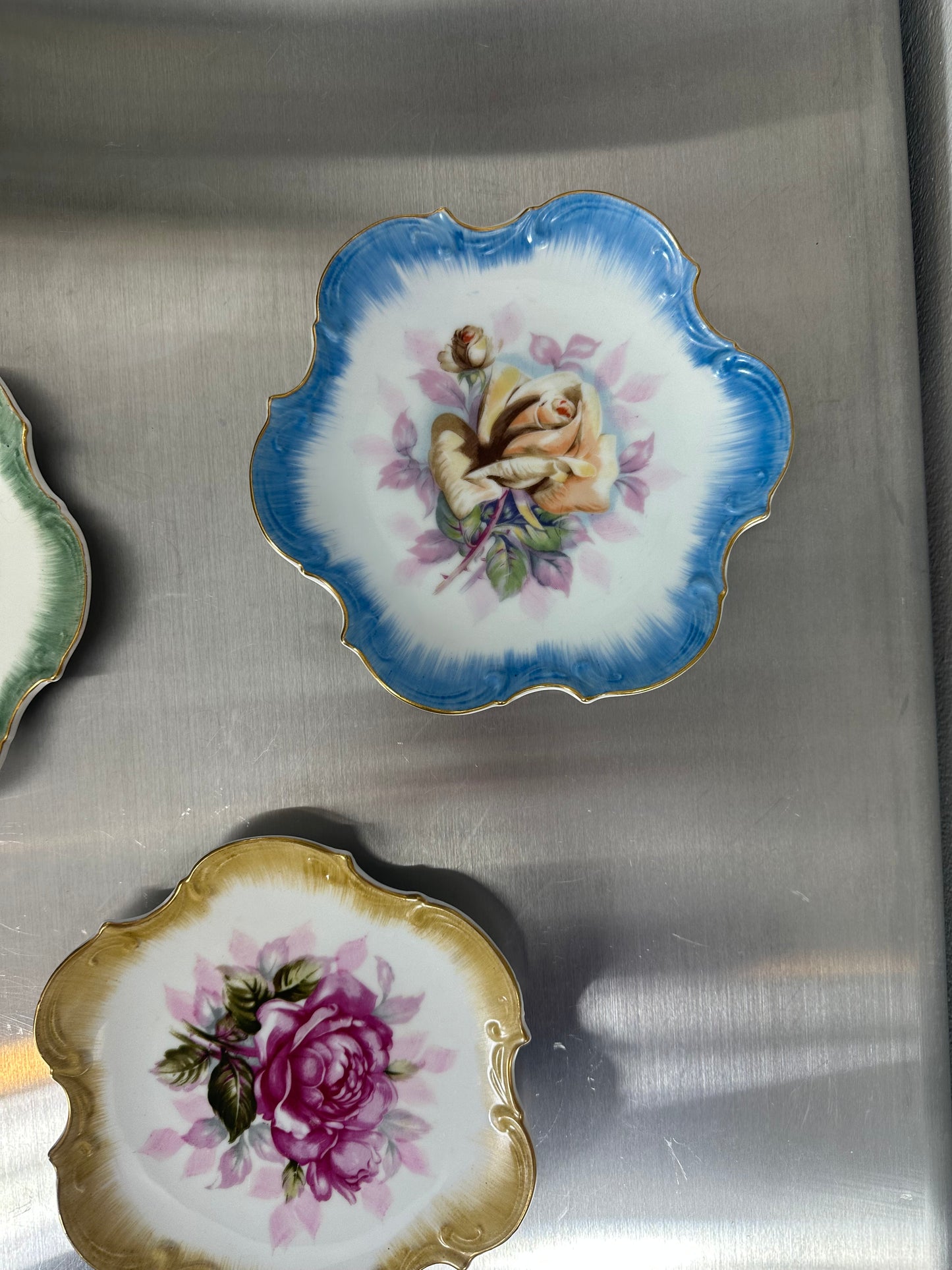 Set Of 5 Vtg Japan Norcrest Fine China Gilded Rose Scalloped Decorative Plate 8"