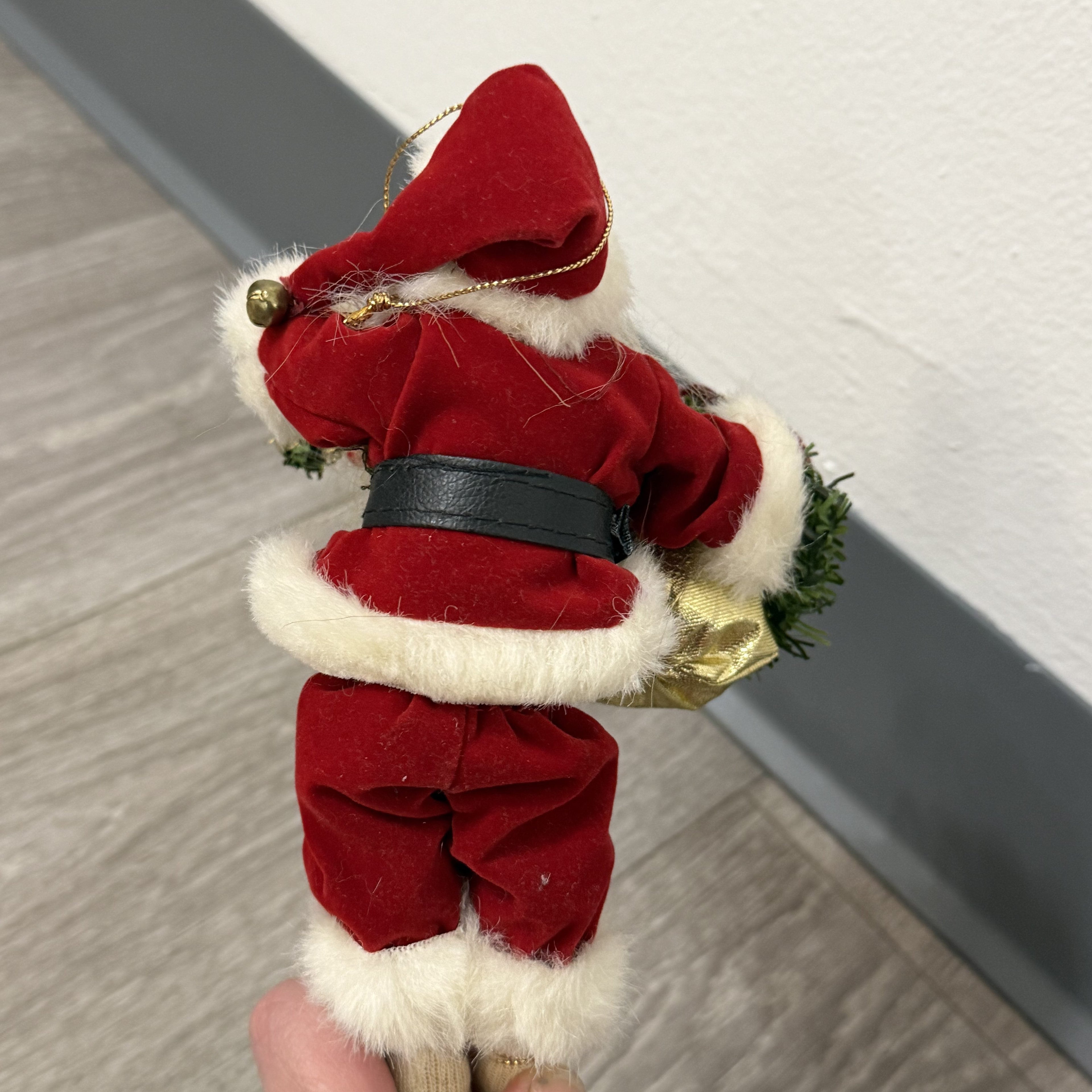 Vintage Santa Ornament with Wreath