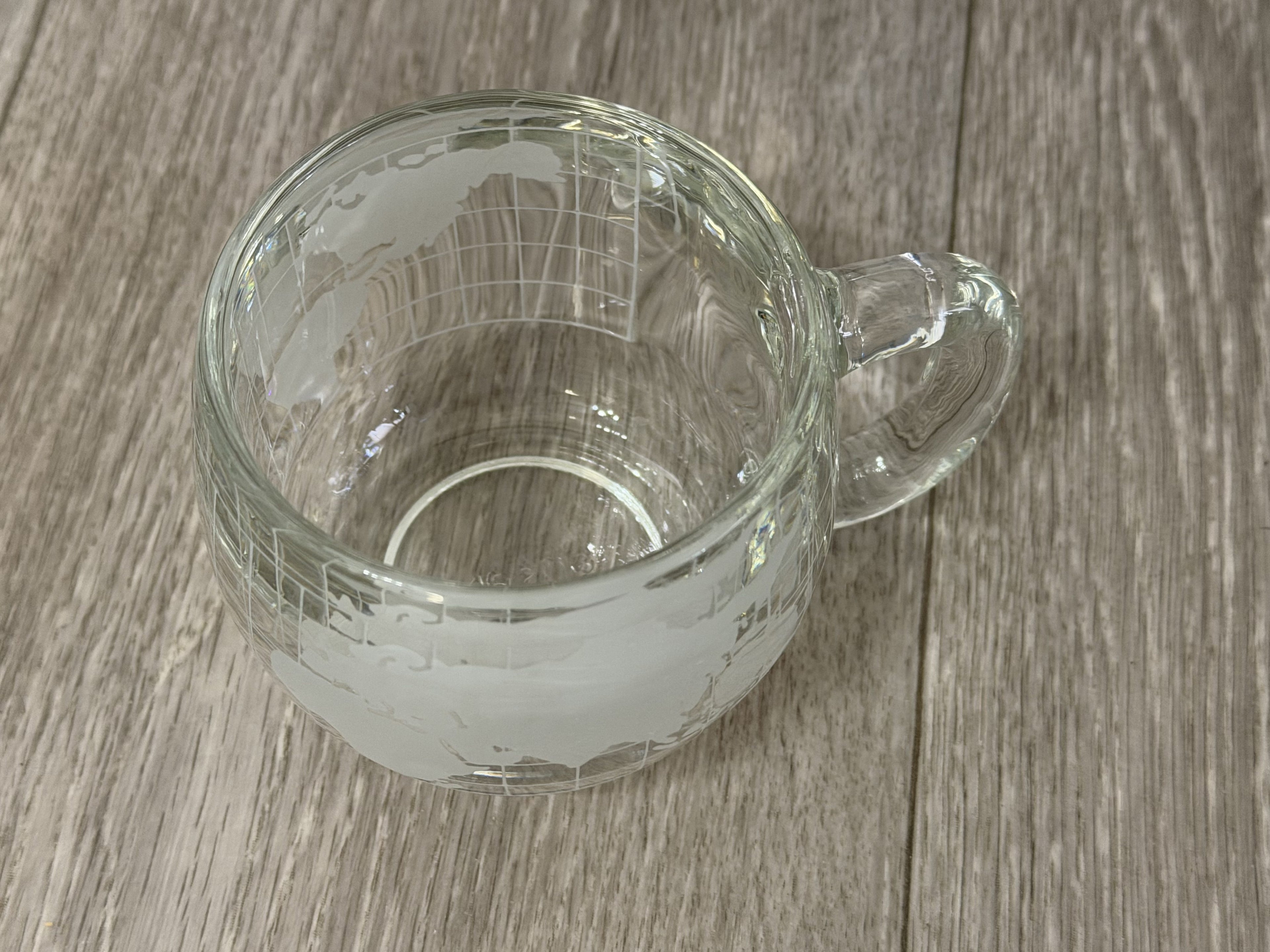 Glass Nestle World Mug