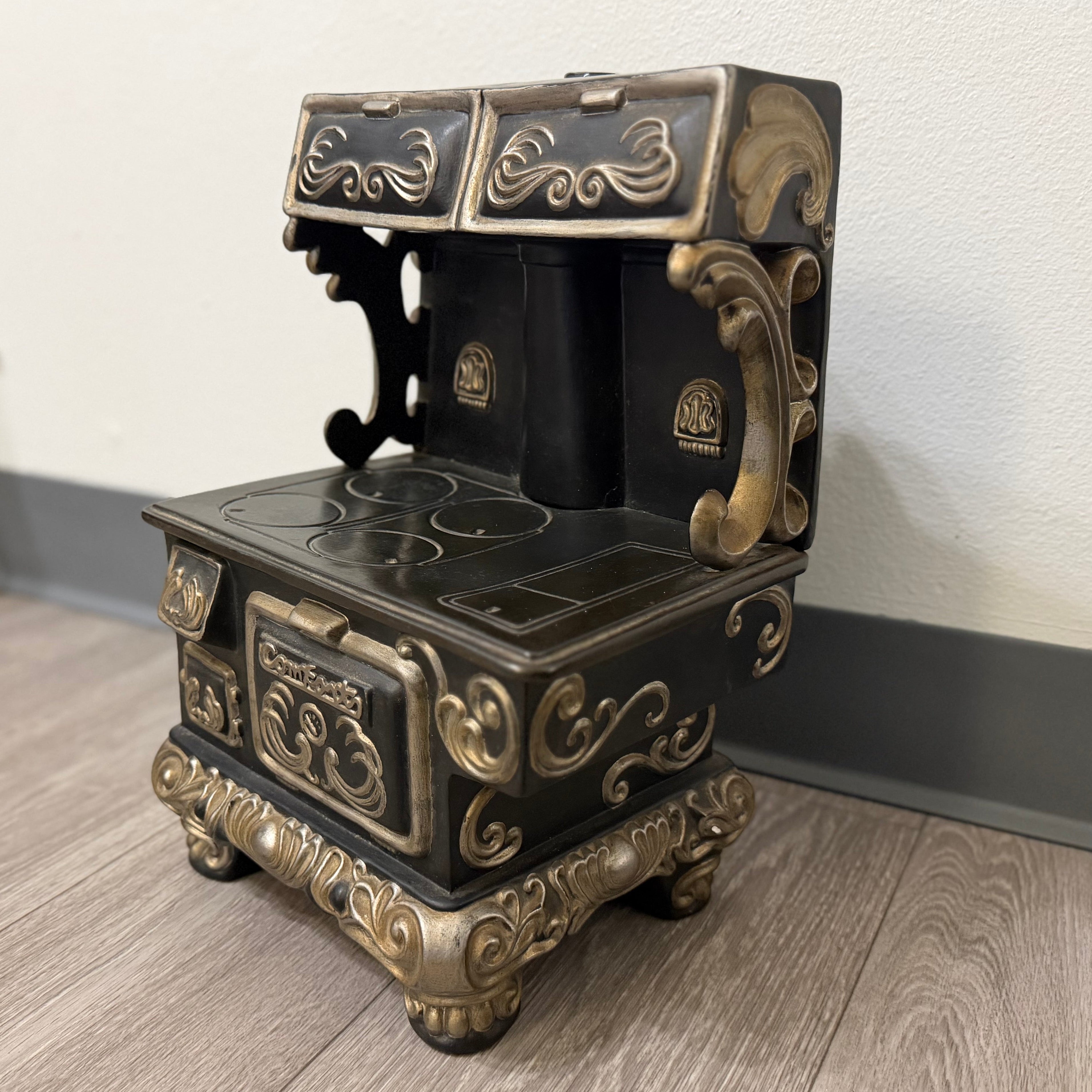 Vintage Arnel's Ceramic "Comfort" Stove