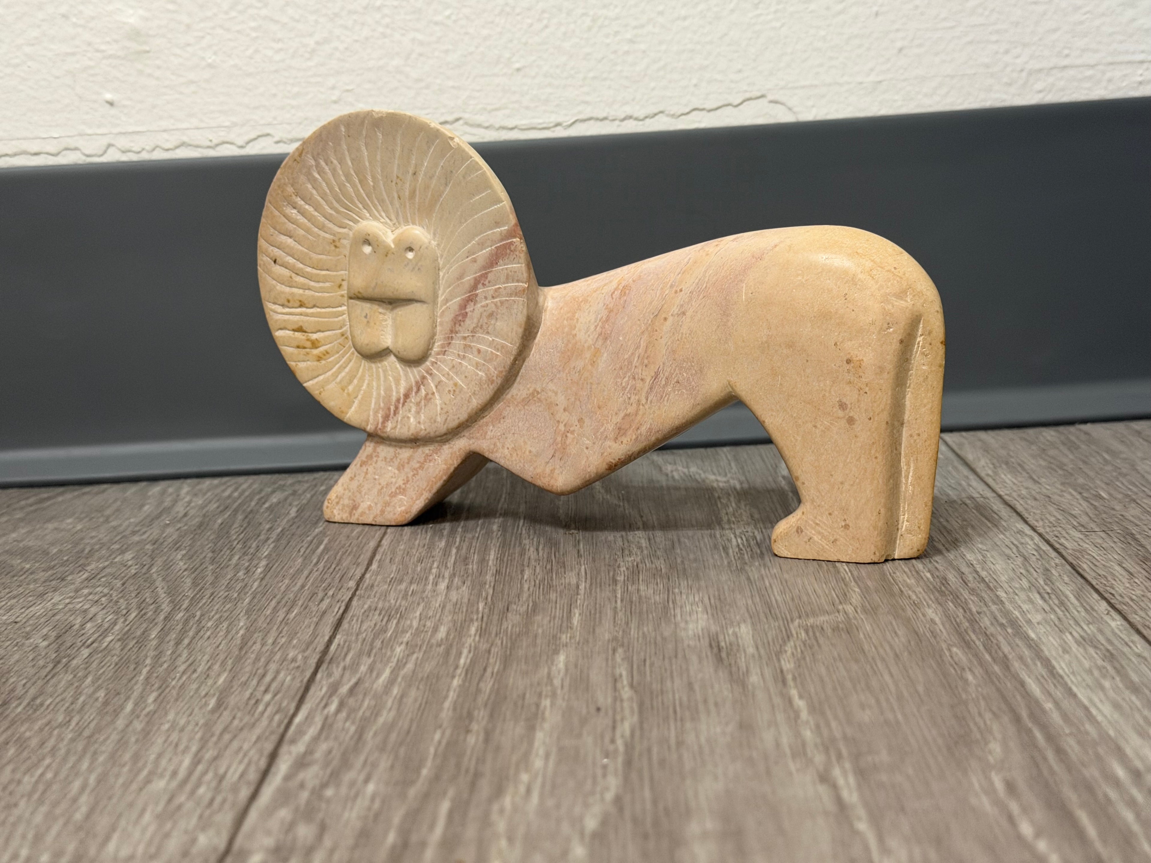 Vintage 80s Carved Soapstone Lion