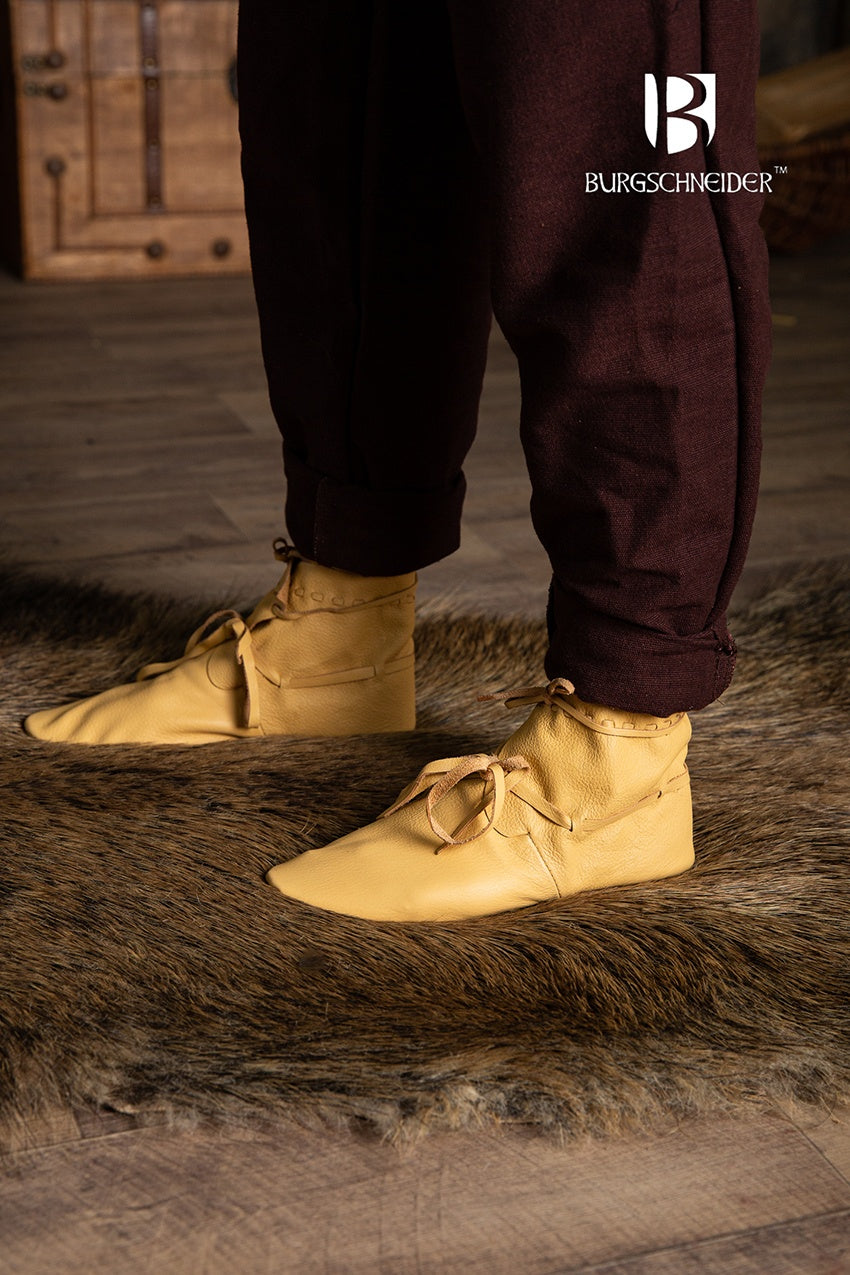 Medieval Shoes Colin — Historically Inspired Lace-Up Leather Footwear