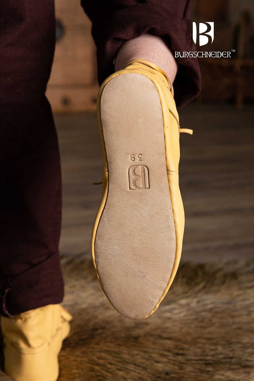 Medieval Shoes Colin — Historically Inspired Lace-Up Leather Footwear