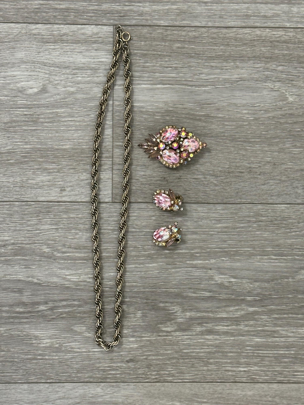 Juliana D&E Opal Cabochon Jewelry Set: 1960s Pendant Brooch and Earrings