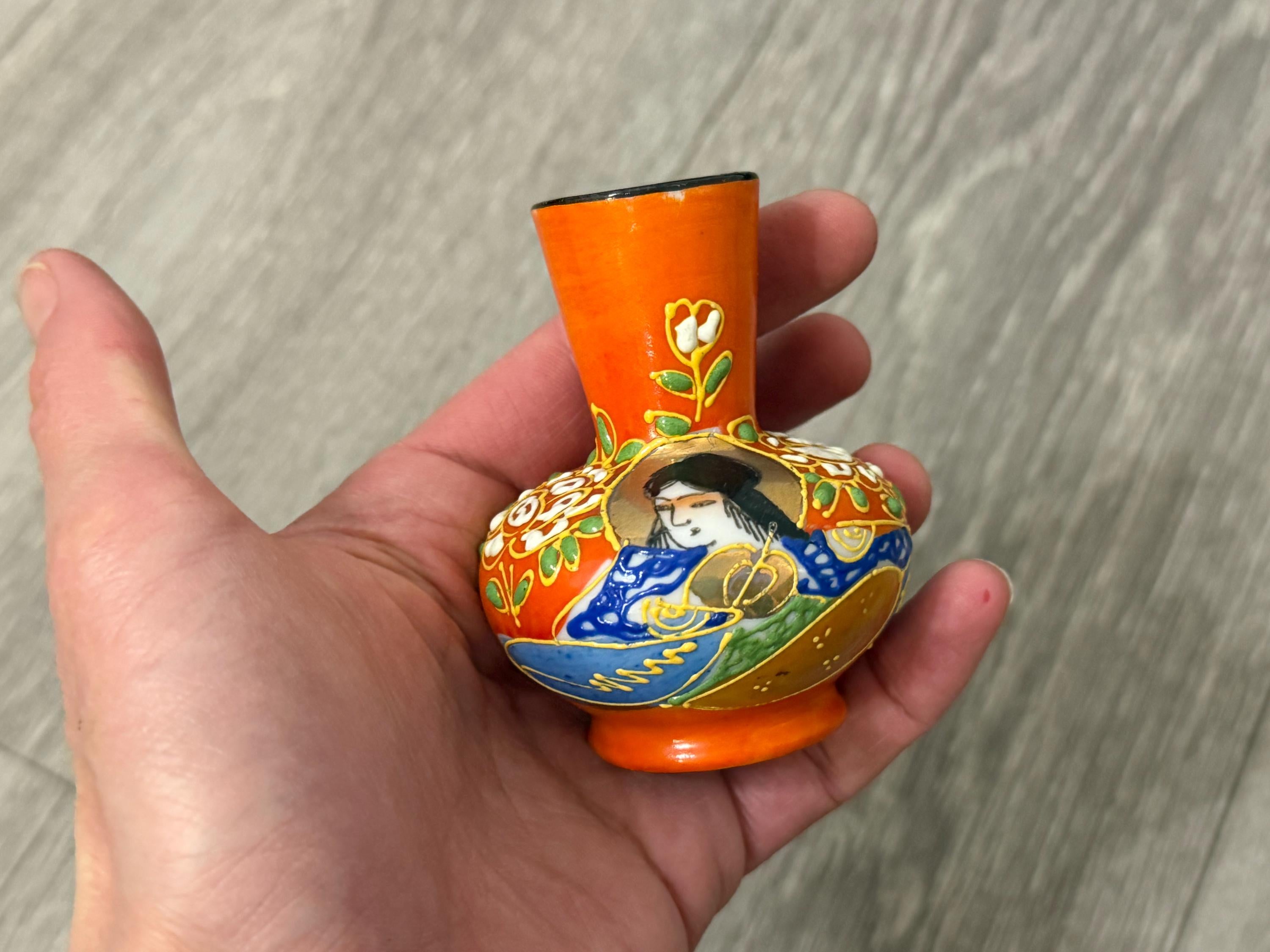 Vintage Japanese Moriage Bud Vase Geisha Girl Hand Painted Orange Miniature