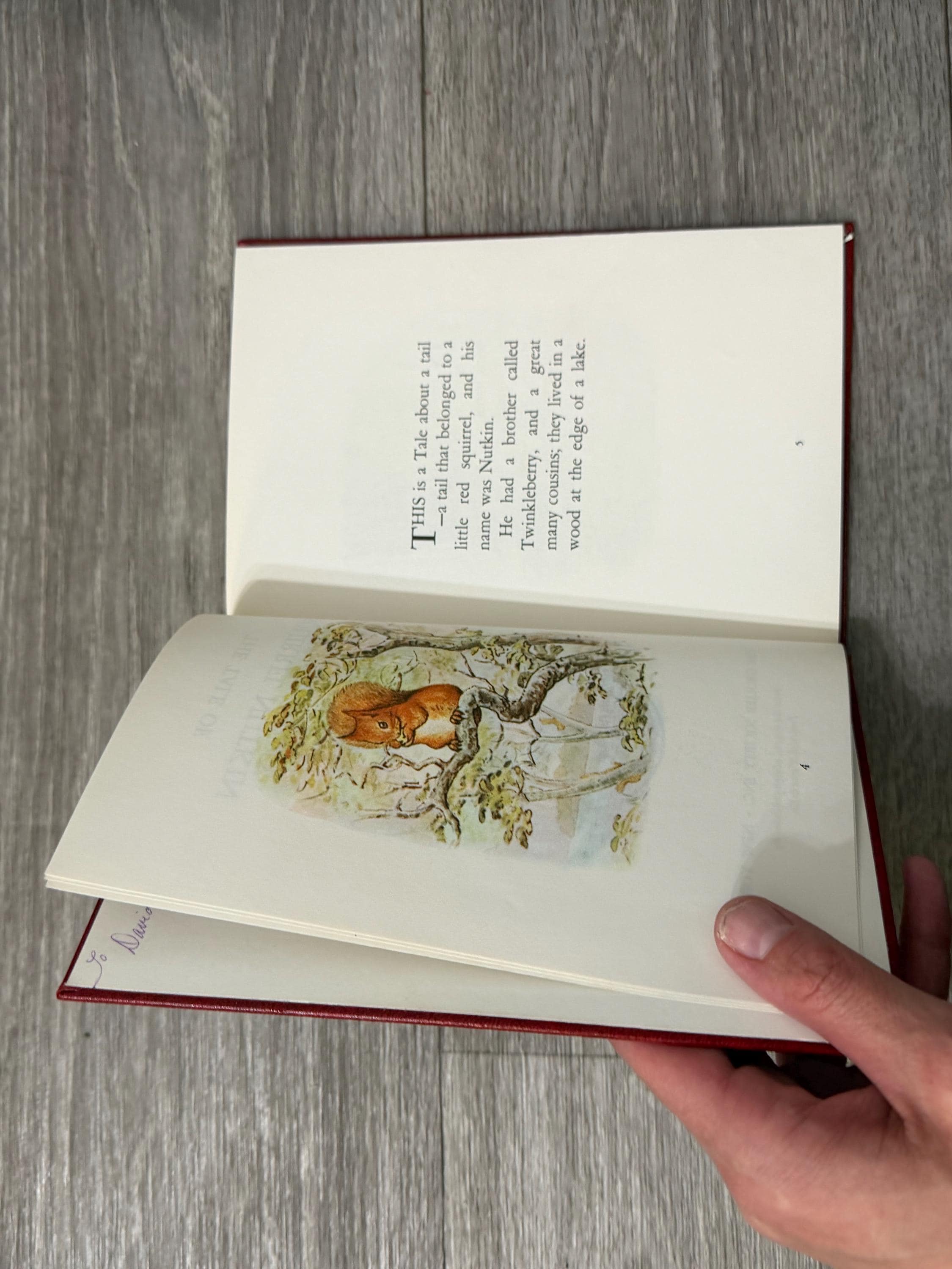 Vintage Beatrix Potter Miniature Books Set (9 Books) with Holder  1960s/70s Printing